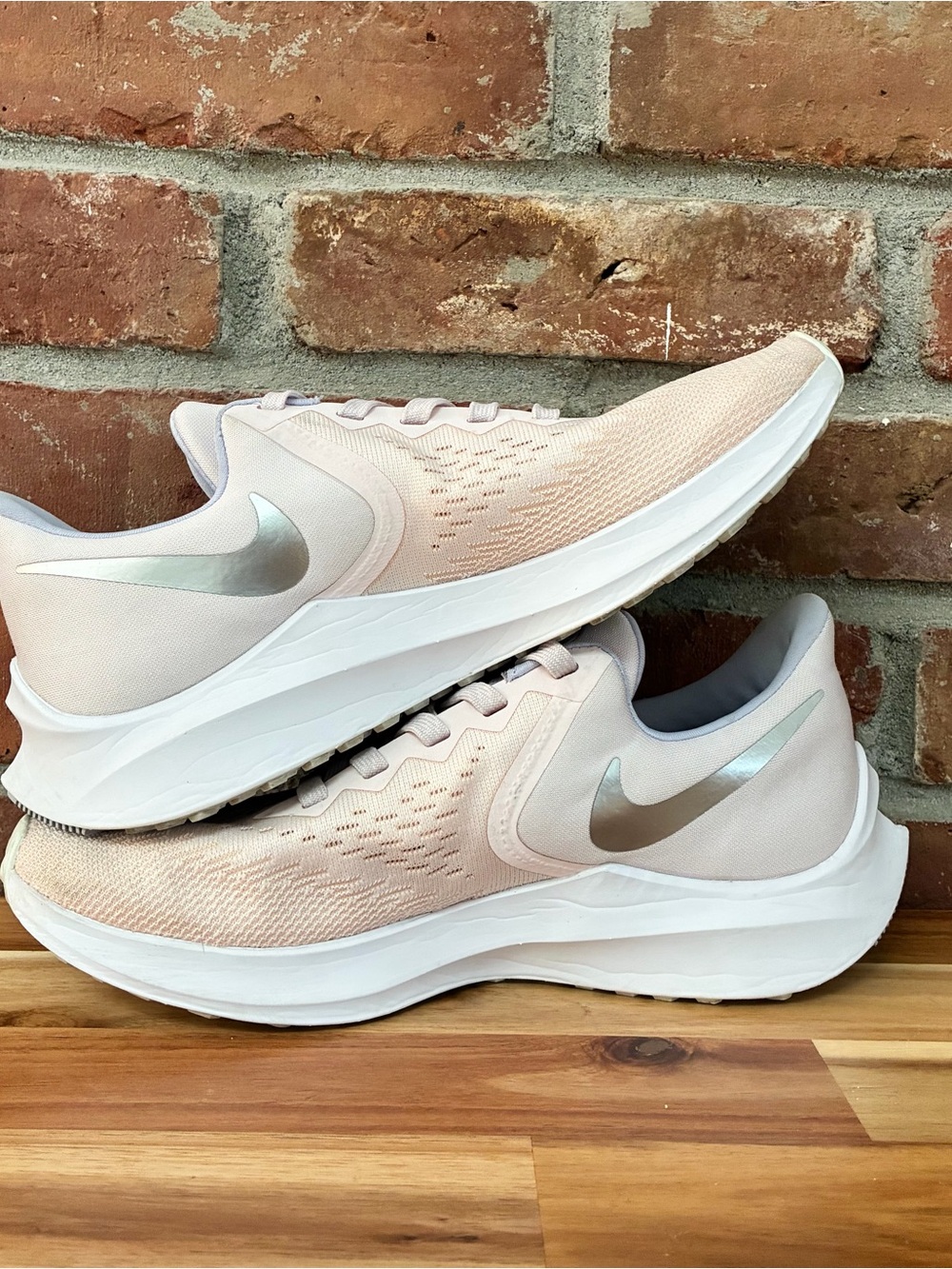Women’s Nike Air Zoom Winflo 6